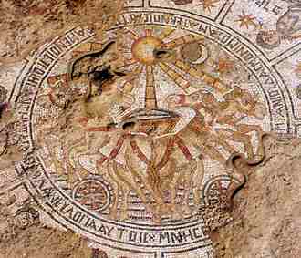 Mozaika synagogy - stedn st zodiaku (15 kB)