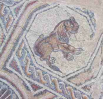 Lev na medailonu mozaiky z kostela v Brachot (20 kB)