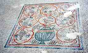 Pokud tuto monost nemte a mozaika je such, vypad prostji - ptek na mozaice kltera Martyrius (10 kB)