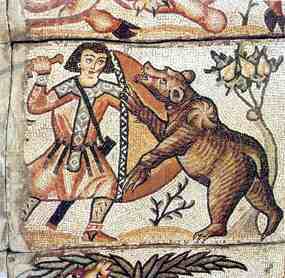 Muž zápasí na mozaice v Kisufim s medvědem (14 kB)